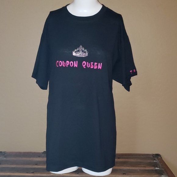 NWOT Coupon Queen T-shirt (0010) - Picture 1 of 4